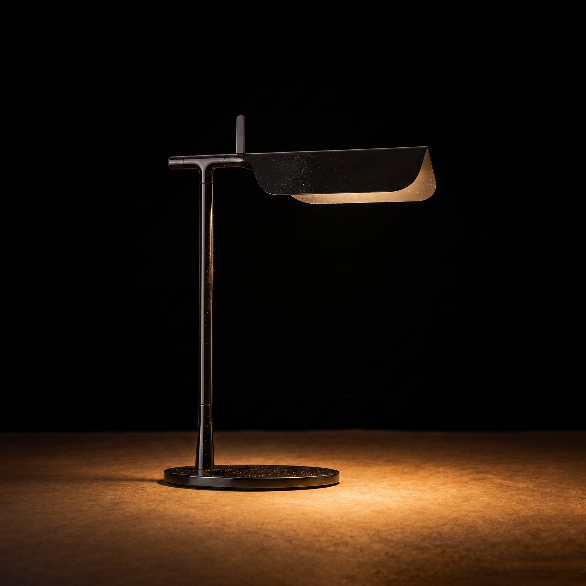 Averro Table Lamp - Artspire Home