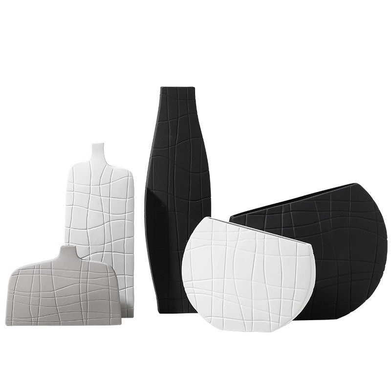 Etched Black Vase - Artspire Home