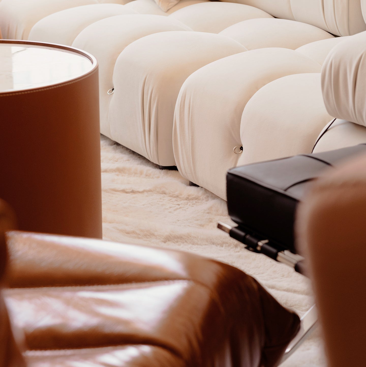 The Ultimate Sofa Customization Guide: Tailoring Your Comfort with Artspire Home - Artspire Home