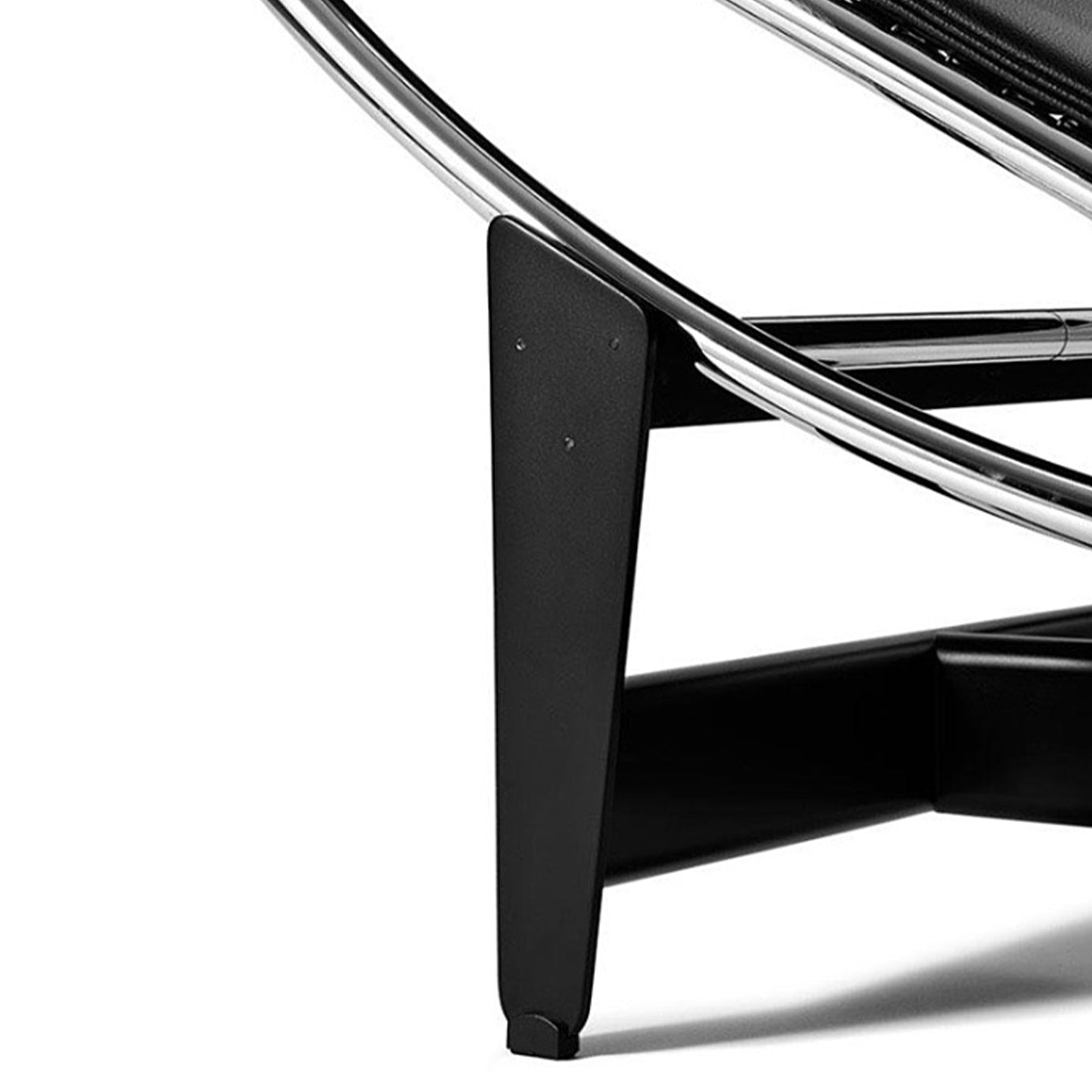 Corbby Relaxation Lounger - Artspire Home