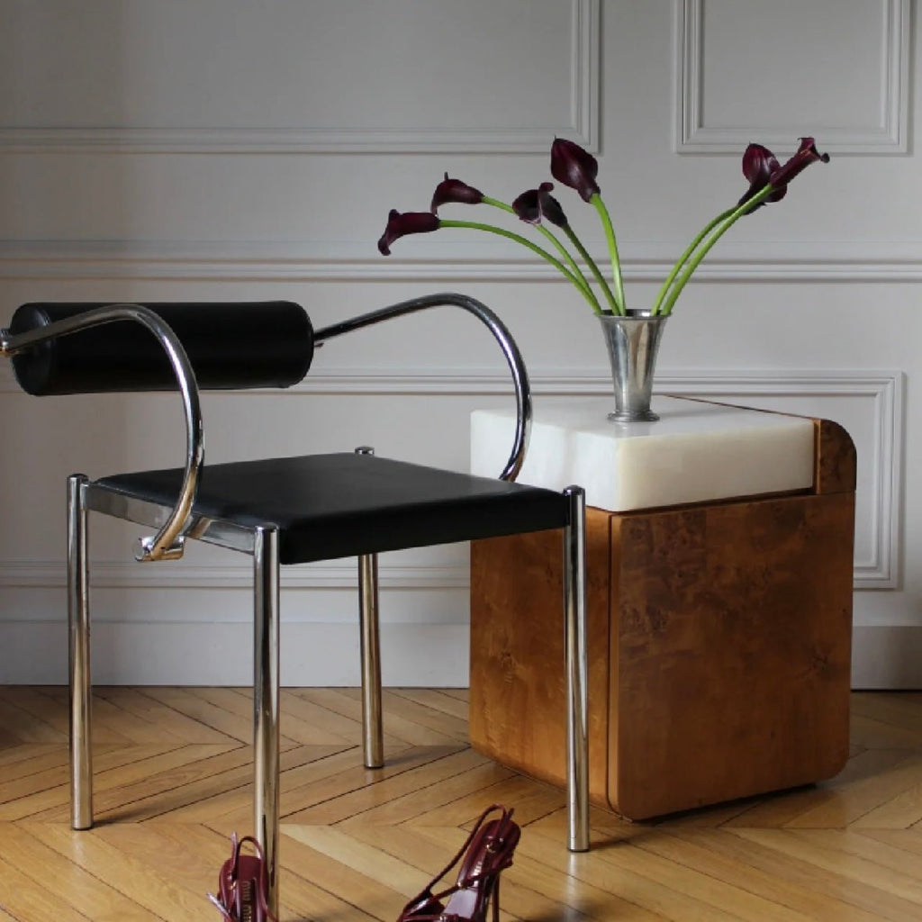 Élégance Curve Chair - Artspire Home