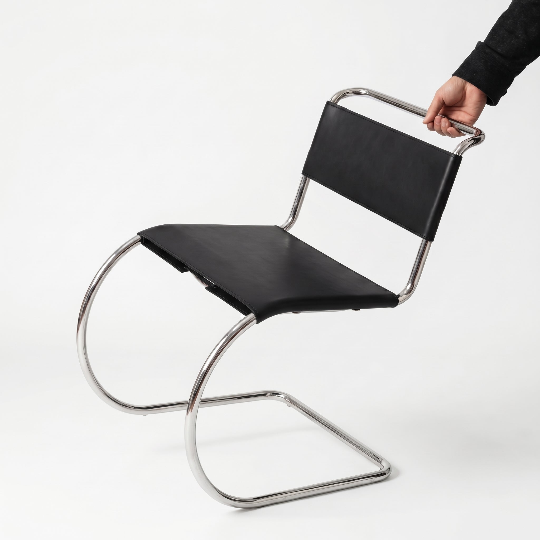 Gravity Chair - Artspire Home