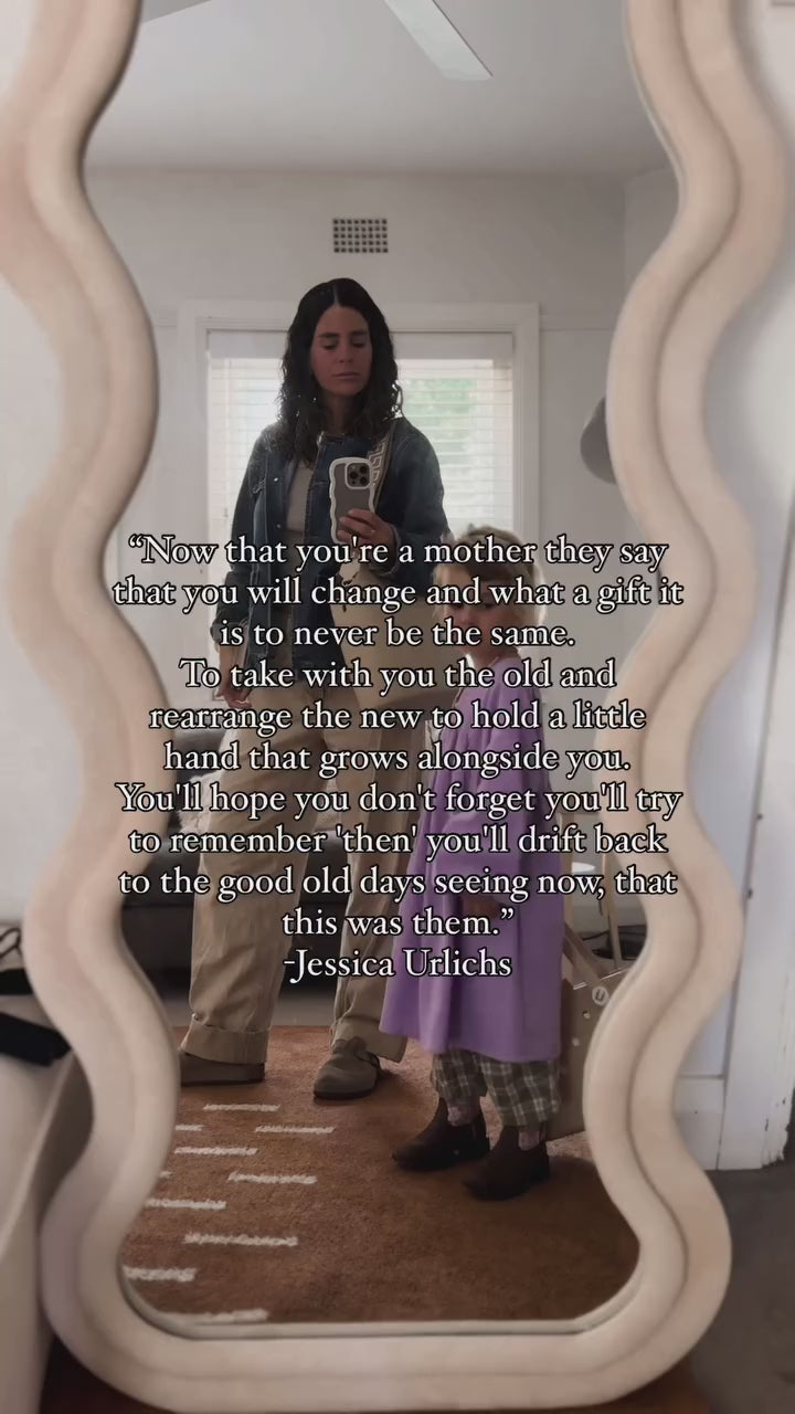 Wavy Mirror