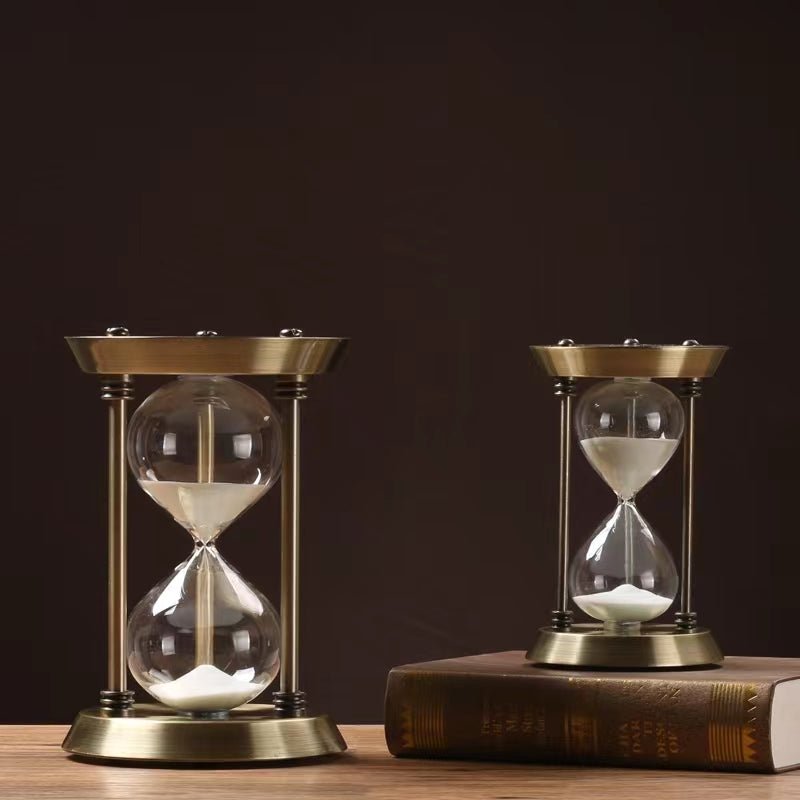 Vintage Style Hourglass - Artspire Home